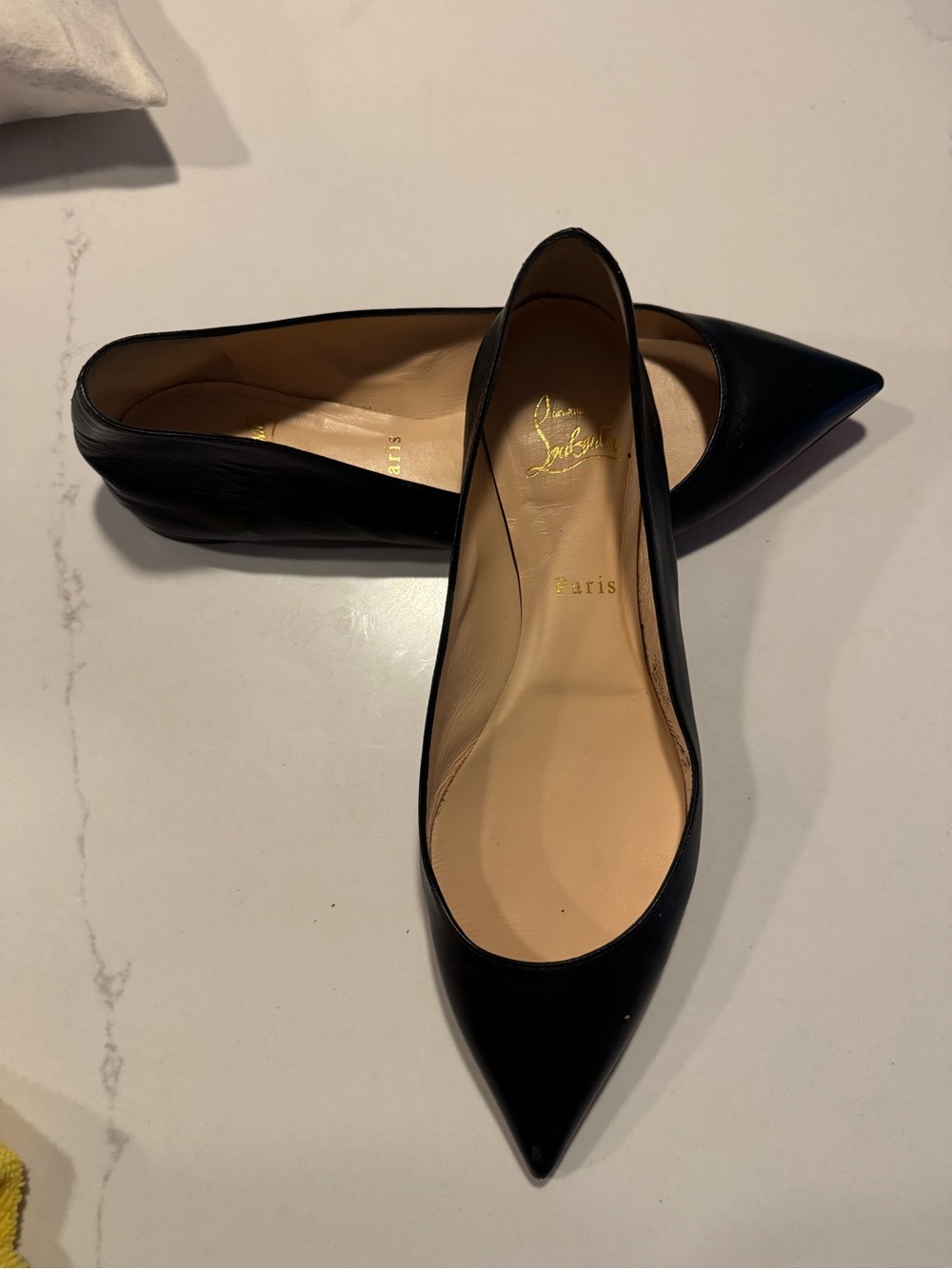 Christian Louboutin Black Pointed Leather Flats - Classic Slip-On